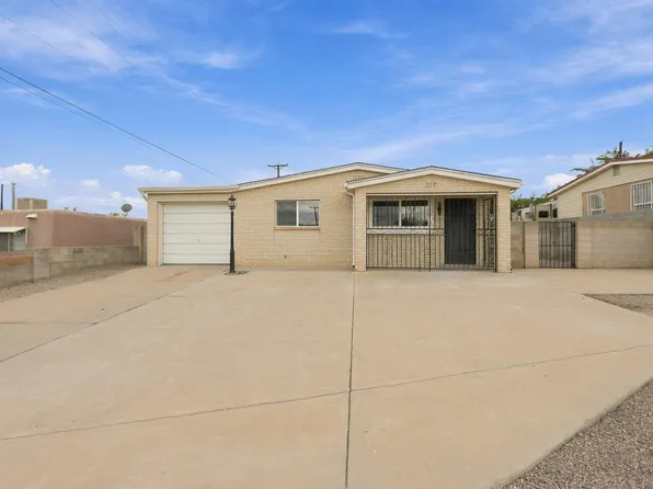 317 64th St SW, Albuquerque, NM 87121