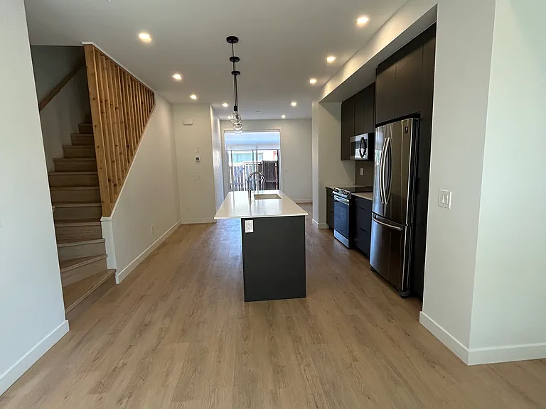 2202 49th Ave SW — Photo 23