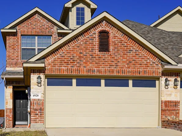 4920-4922 Villas Dr, Sanger, TX 76266