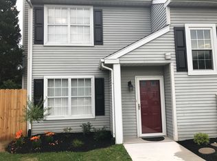 31 Bark Hollow Ln, Horsham, PA 19044