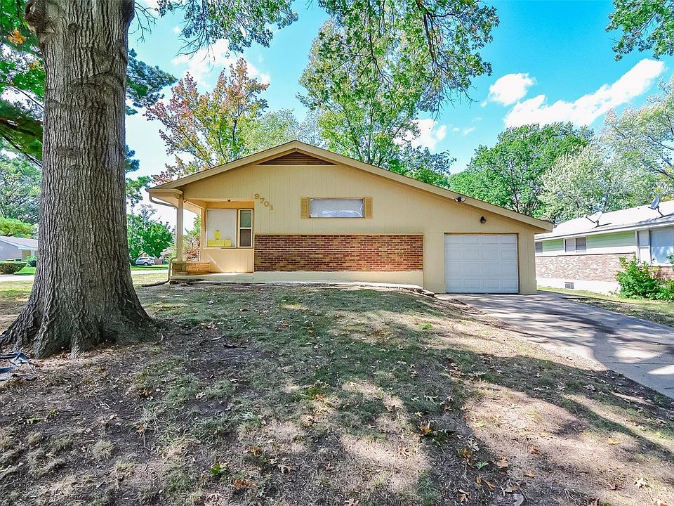 1st image of 9701 Portage Dr
