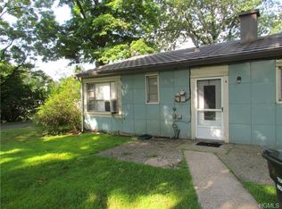 4 Riverview Rd, Highland Falls, NY 10928