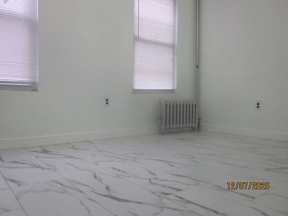 5th image of 405 S 5th St #2