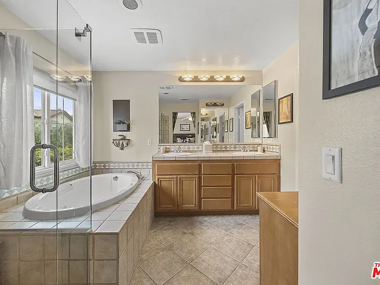 24127 Joshua Dr — Photo 13