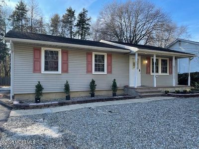 73 S Shore Drive, Toms River, NJ, 08753