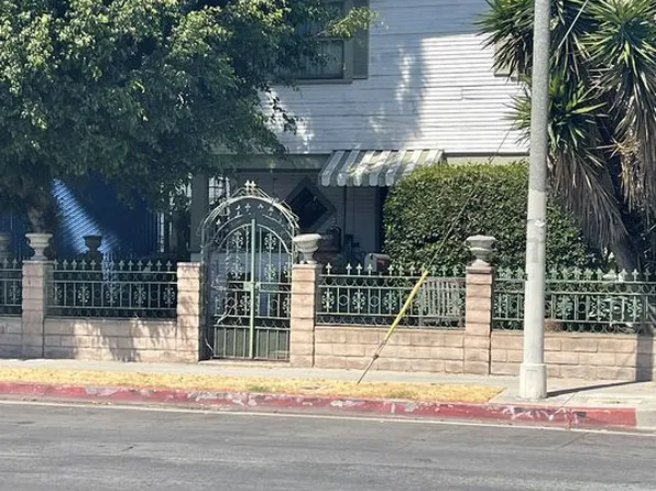 1125 W 22nd St, Los Angeles, CA 90007