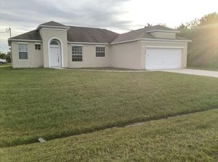 2302 SW Webster Ln, Pt Saint Lucie, FL 34953