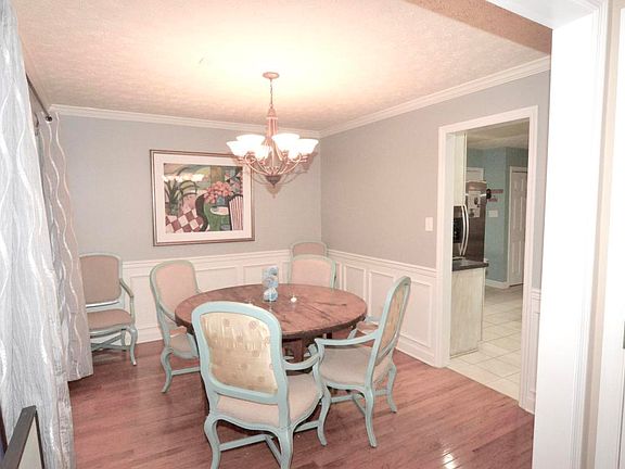 4th image of 7060 Sage Ln