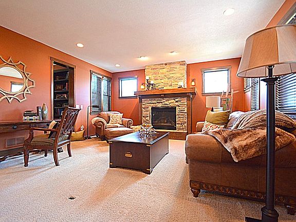 3rd image of 15888 Drymeadow Ln
