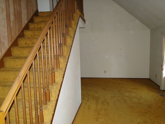 2nd image of 11609 Oakdale St