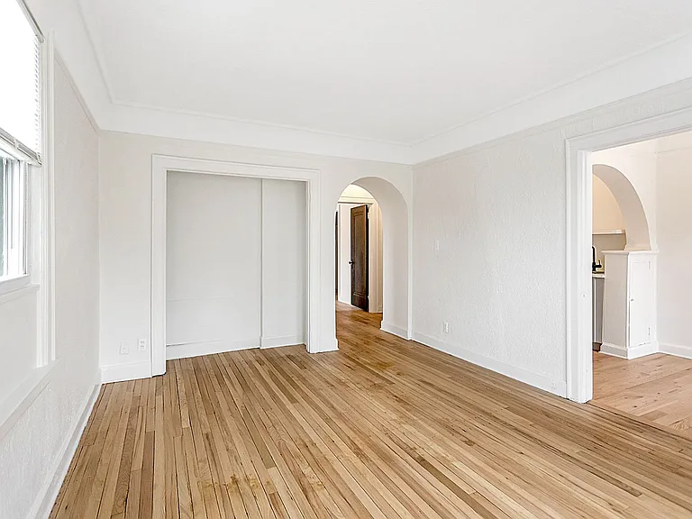 Glynn Court Apartments — Photo 37