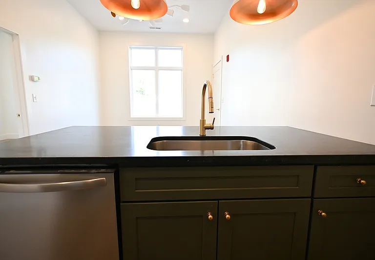 2307 Bedford Ave #5 — Photo 5
