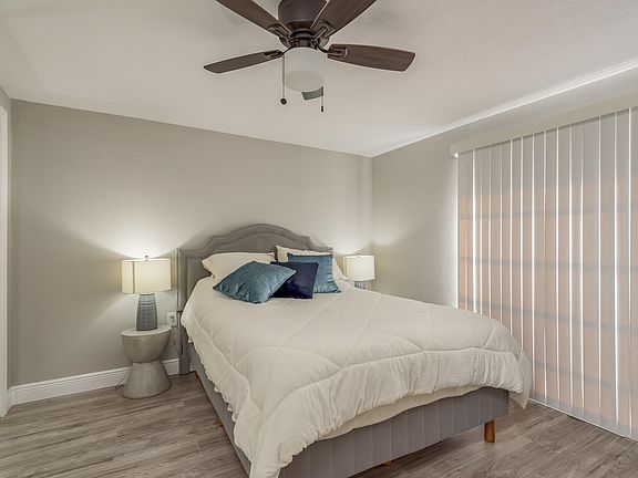 3rd image of 10131 Cherry Creek Ln