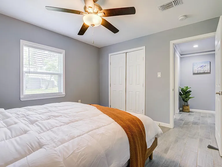 541 Circle Dr — Photo 34