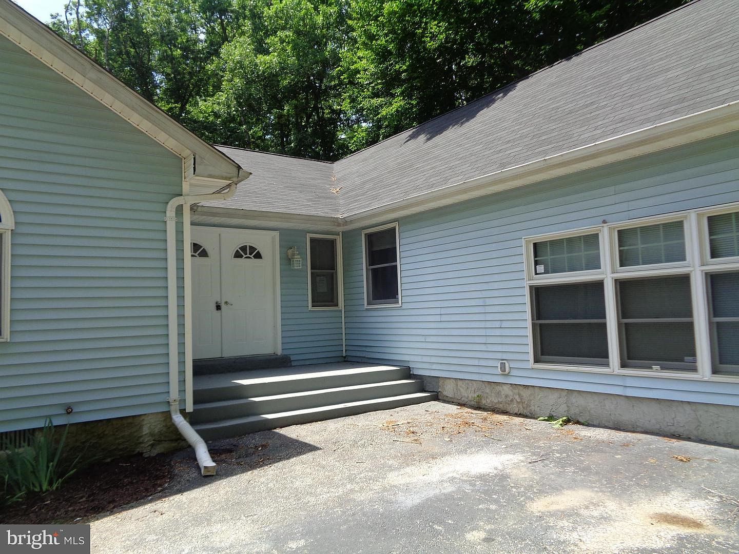 16245 Prince Frederick Rd, Hughesville, MD 20637 | Zillow
