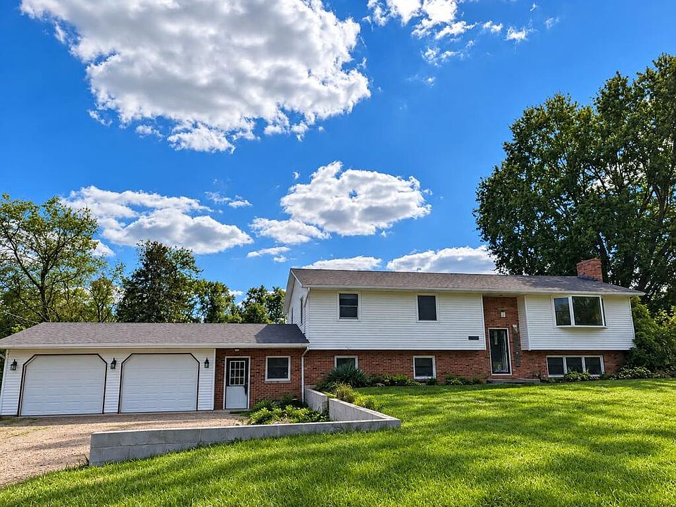 1st image of 2638 Berry Rd