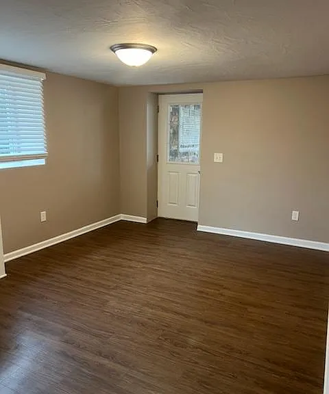 210 Butler Ave NW #102 — Photo 6