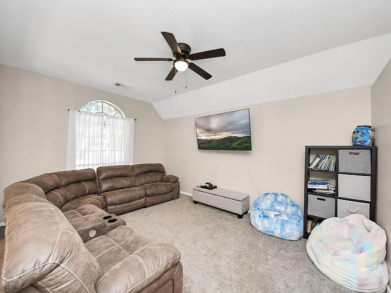 10514 Ravens Way — Photo 28