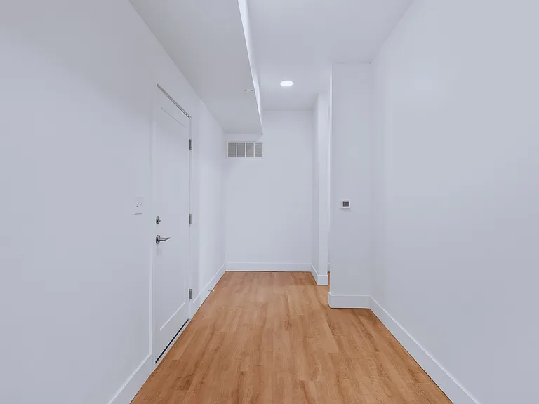 Franklin Interior-1