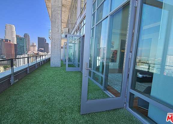 5th image of 1100 S Hope St #102