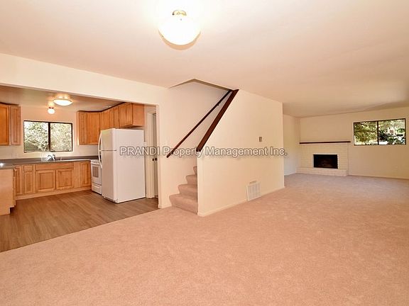 5th image of 341 Cascade Dr