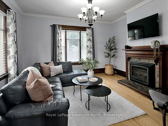 5th image of 120 Marshall St E