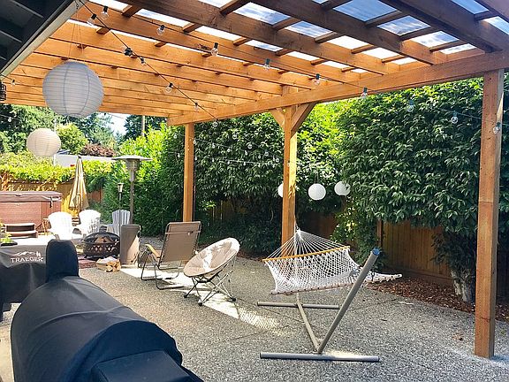 5th image of 13600 120th Ave NE