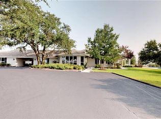 5909 Stacy Ln, Weatherford, TX 76087