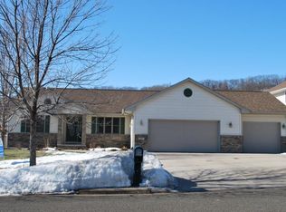 885 Tahoe Dr, Onalaska, WI 54650