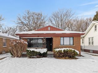 19925 Winthrop St, Detroit, MI 48235