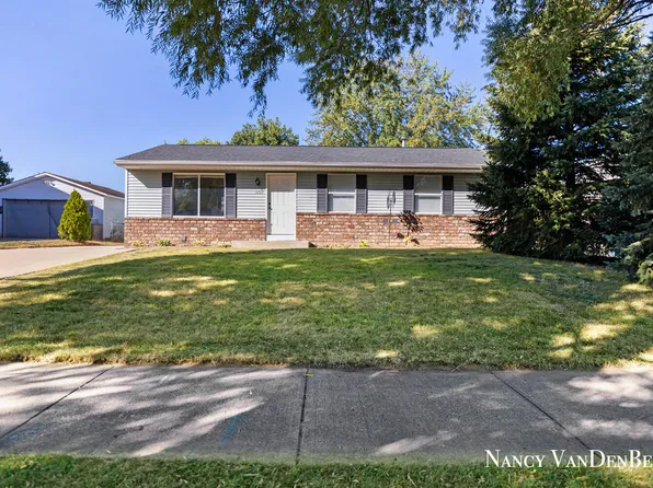 4727 Wolf Run Ave SE, Kentwood, MI 49548