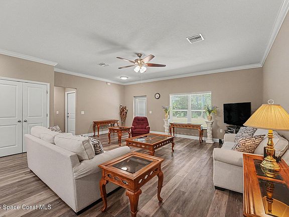 3rd image of 4025 Richy Rd