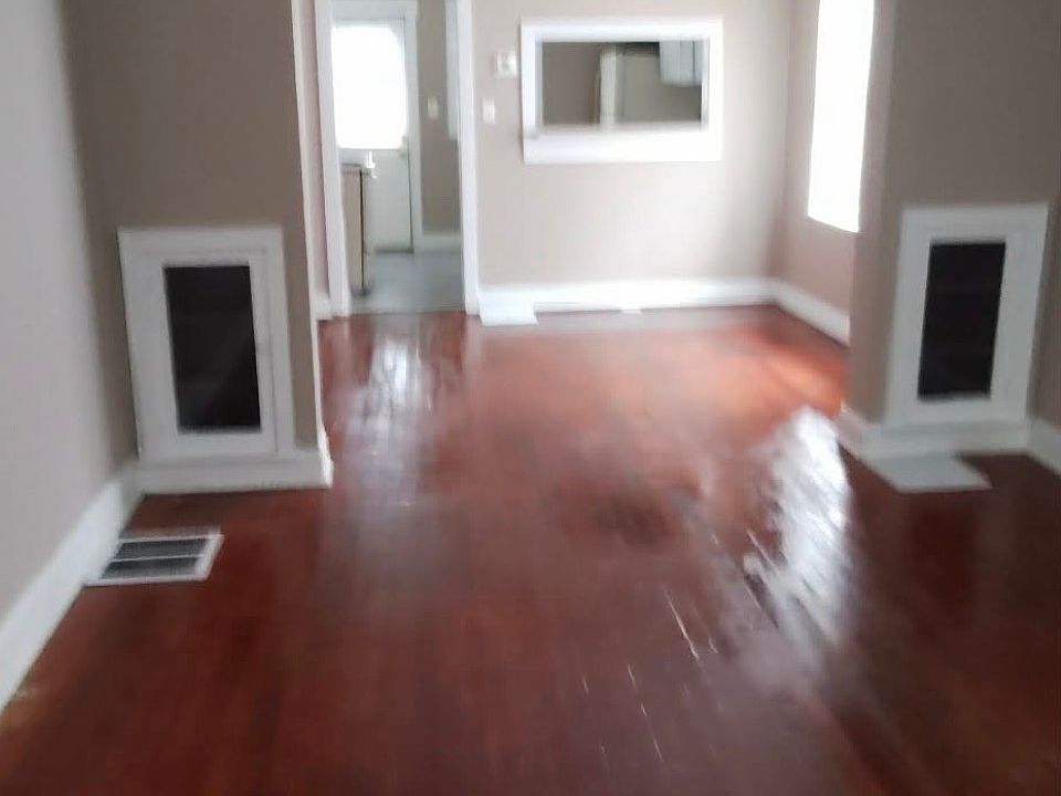 1st image of 1405 N Chester Ave