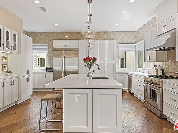 2nd image of 12657 Seacoast Pl