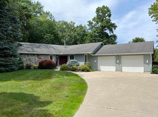 2516 Waldheim Dr, Port Huron, MI 48060