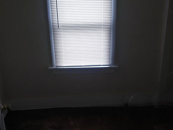2nd image of 313 Temple Ave #313