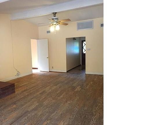 2nd image of 1856 E Stuart Ave