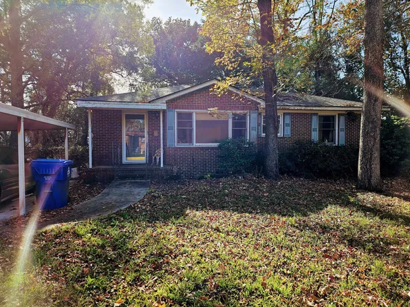 1465 S Sherwood Dr, Charleston, SC 29407