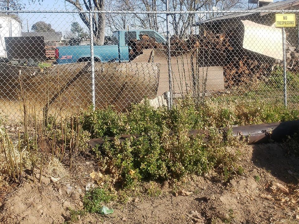 2nd image of 3304 W Elizabeth Ave