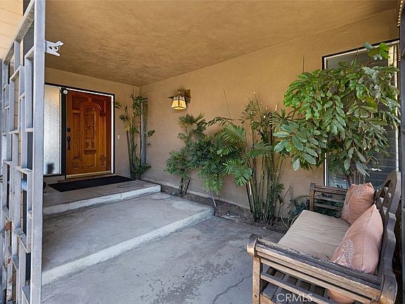 4th image of 13675 Sycamore Dr