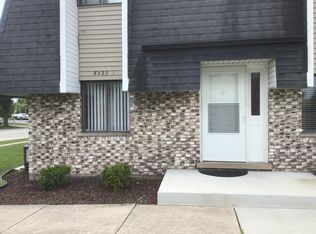 8420 162nd Pl APT 1, Tinley Park, IL 60487