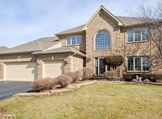 2543 Bangert Ln, Naperville, IL 60564