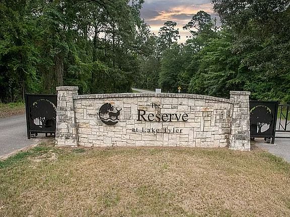 3rd image of 15348 Lakeside Dr
