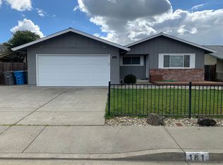 181 Carlton Ave, Vacaville, CA 95687