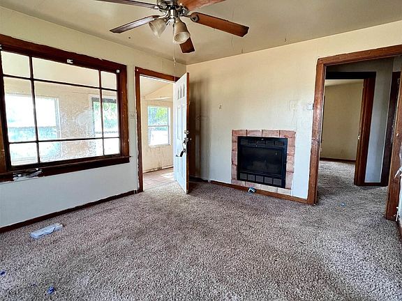 2nd image of 1308 S Ave E