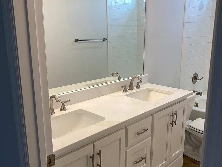 215 Bailey Cir — Photo 16