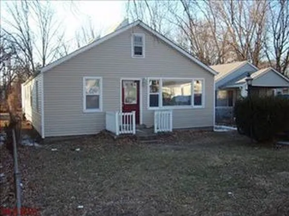 10033 Monarch Dr, Saint Louis, MO 63136