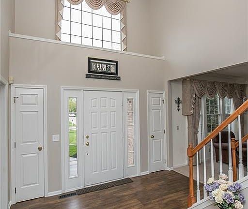 2nd image of 21887 Country Way