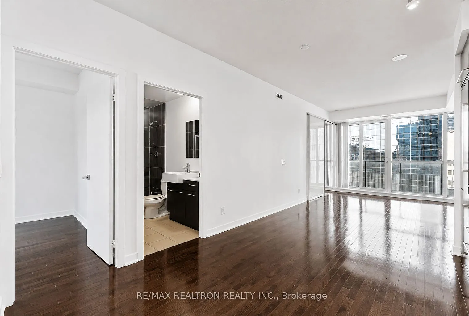 2 bed, $3,300 — Photo 3