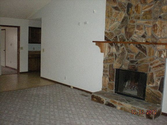 3rd image of 6045 Woodstone Ct